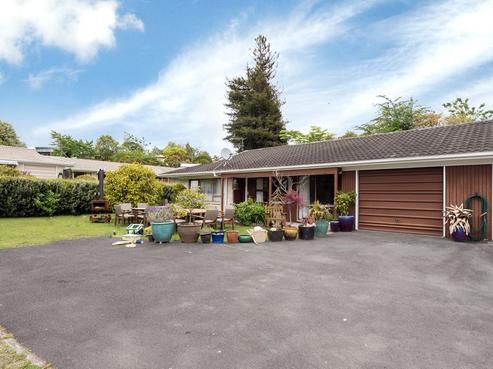 15B Nikau Street, Springfield