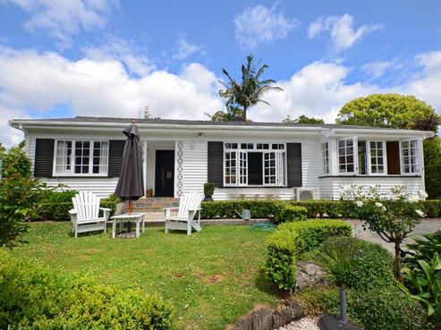 8 Rurumoki Street, Regent