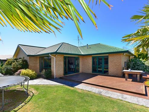 13 Devon Crescent, Darfield