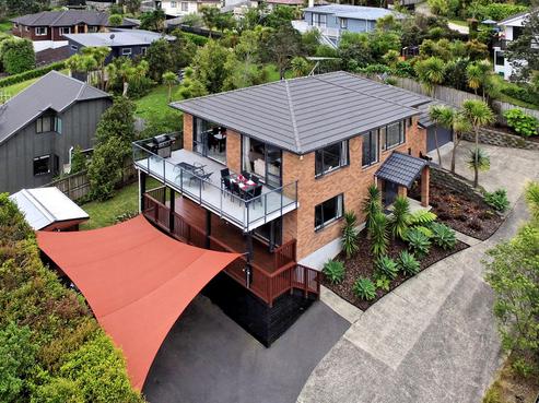 30A Derwent Crescent, Titirangi