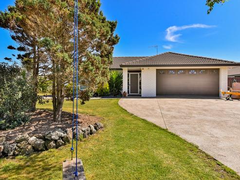 2 Gairloch Place, Wattle Downs