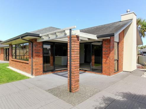 18 Montrose Place, Highlands Park