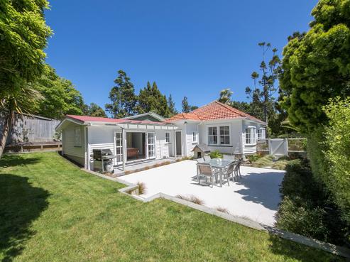 114 Konini Road, Titirangi