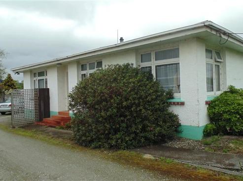 36 Main Street, Mataura