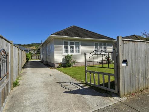 1313 High Street, Taita