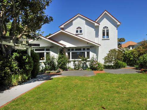 30 Hinau Street, Woburn