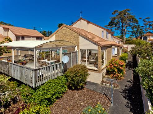 122 Awaroa Road, Sunnyvale