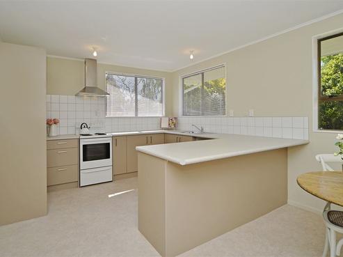 20 Reading Street, Greytown