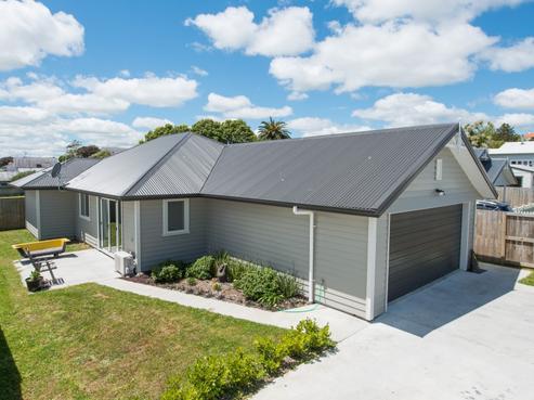 16 Queens Park Crescent, Frankton