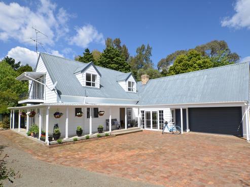 587A Crane Road, Kauri