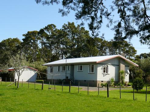 2 Mcinnes Road, Hikurangi