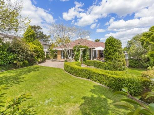 36 Channing Crescent, Botany Downs