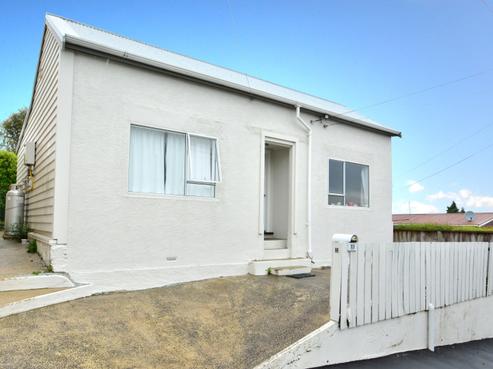 13 Macnee Street, Mornington