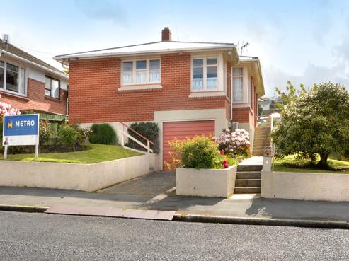 9 Charters Street, Glenross