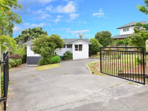 82 Luckens Road, West Harbour