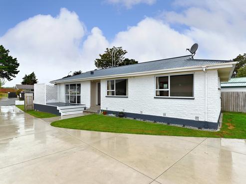 31 Kawau Crescent, Bromley