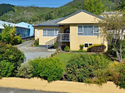 1/101 Tipahi Street, Nelson South