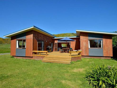 49 Fortescue Street, Mahia