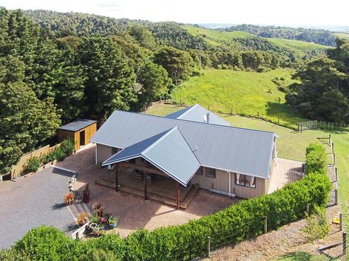 86 Rataroa Road, Miranda