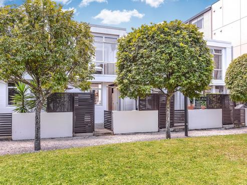 81 Fisher-point Drive, Auckland Central