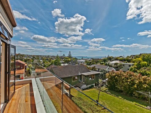 22 Beulah Avenue, Rothesay Bay
