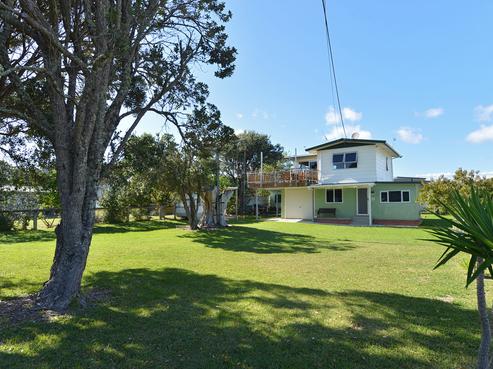 14 Wehiwehi Road, Matapouri