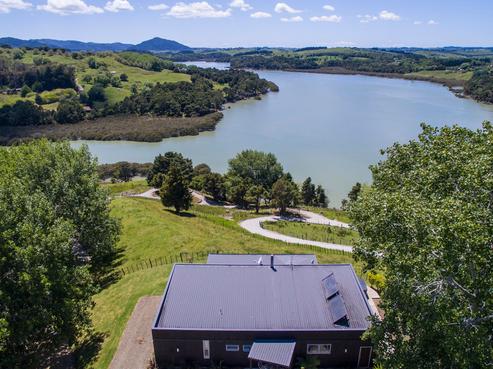 102D James Road, Maungaturoto