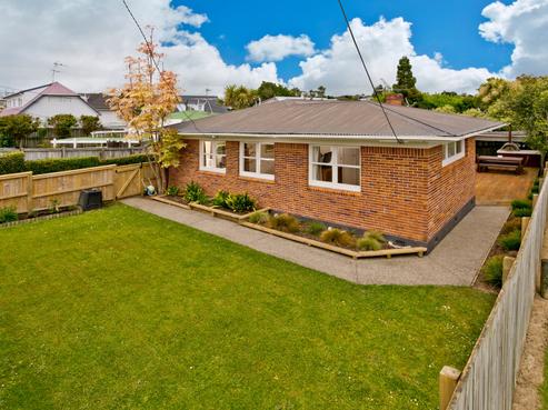 42 Mahara Avenue, Birkenhead