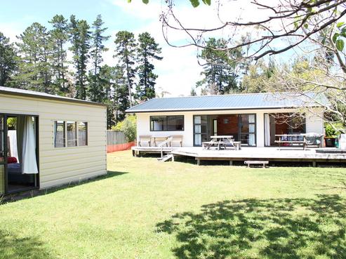 206 Matarangi Drive, Matarangi