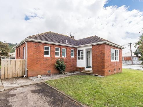 7 Reynolds Street, Taita
