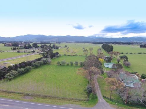 2125 State Highway 2, Greytown