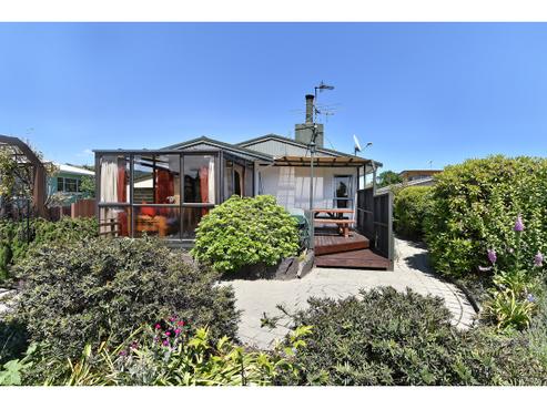 2 Tainui Street, Stoke