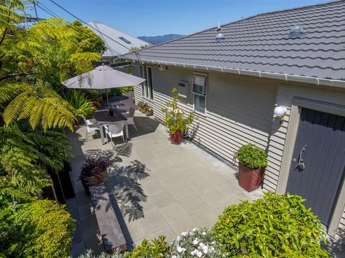 23 Alexandra Road, Roseneath