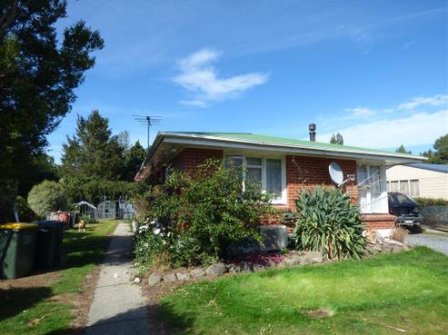 3 Main Road, Clinton and Surrounds
