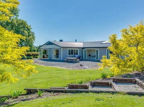 567 Mount Thomas Road, Fernside