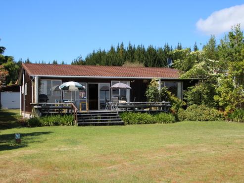 7 Waitetoko Road, Lake Taupo (East)