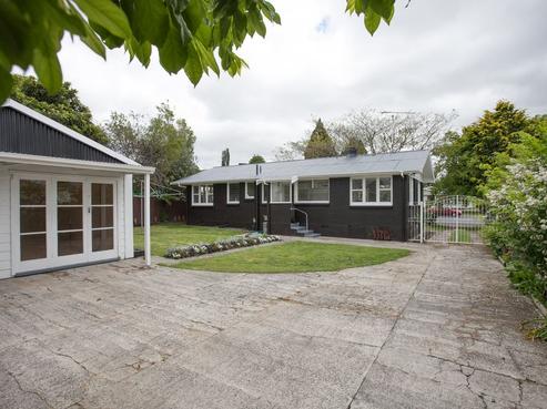 6 Okoroire Street, Tirau