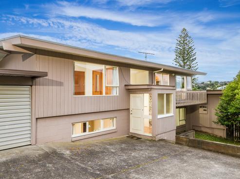 2/51 East Coast Road, Milford