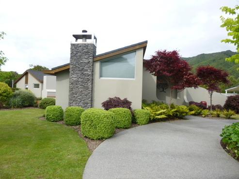 41 Awanui Drive, Waikanae