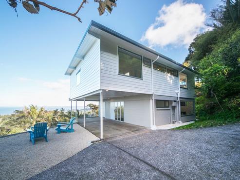 23 The Drive, Titirangi