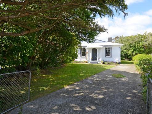 2 Awamutu Grove, Waiwhetu