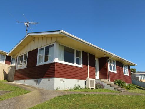 132 Warspite Avenue, Waitangirua