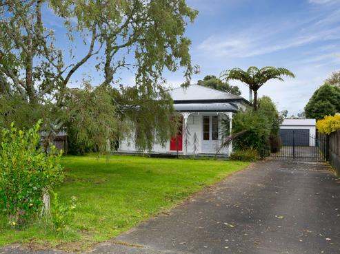 12 Tawa Street, Inglewood