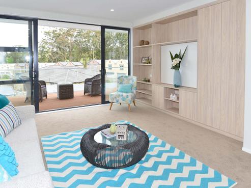 10D Blake Greens, Silverdale