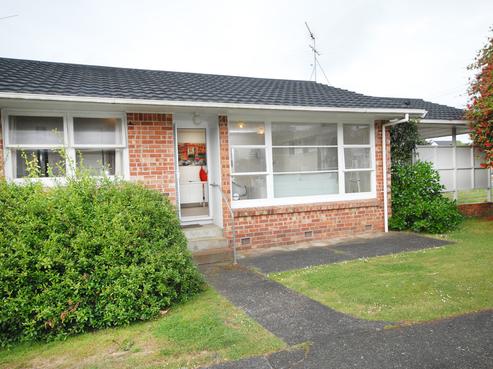 1/2 Saltburn Road, Milford