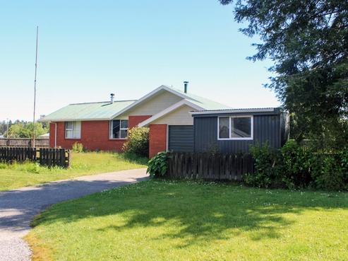 9 Opuka Place, Haast