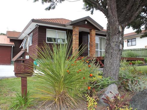 92 Harmel Road, Glendene