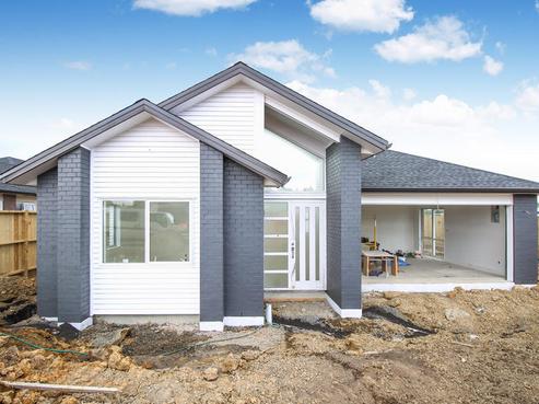 29 Jelas Drive, Riverhead