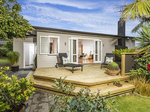 26 Tiri Tiri Road, Birkdale
