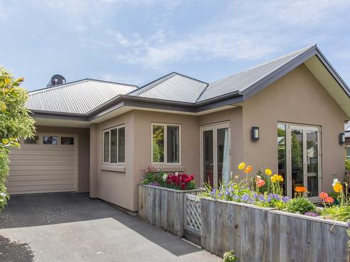 1/15 Derrett Place, Saint Martins